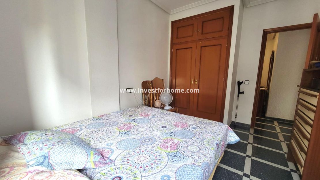 Verkoop - Appartement - Torrevieja - Centro