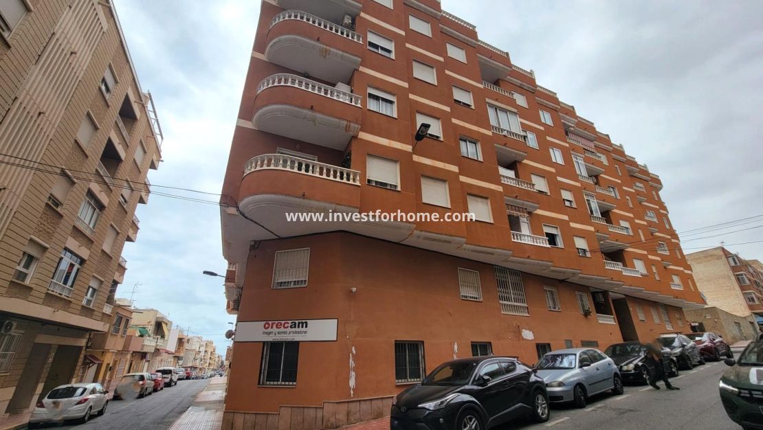 Verkoop - Appartement - Torrevieja - Centro