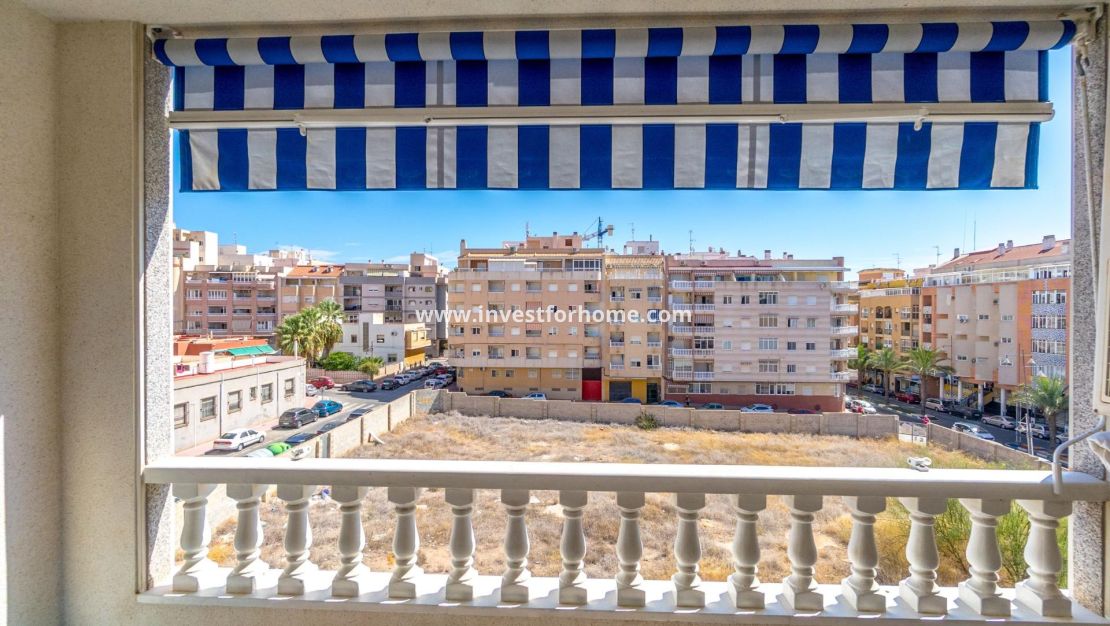 Verkoop - Appartement - Torrevieja - Centro