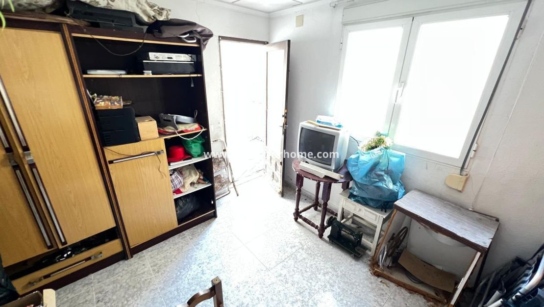 Verkoop - Appartement - Torrevieja - Centro