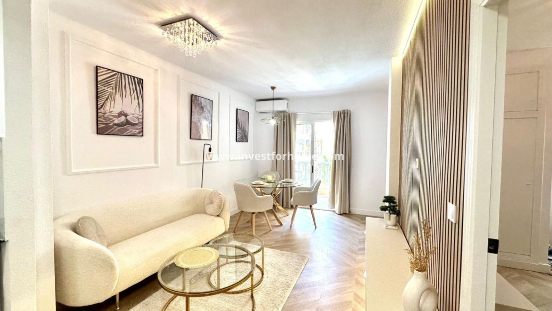 Verkoop - Appartement - Torrevieja - Centro