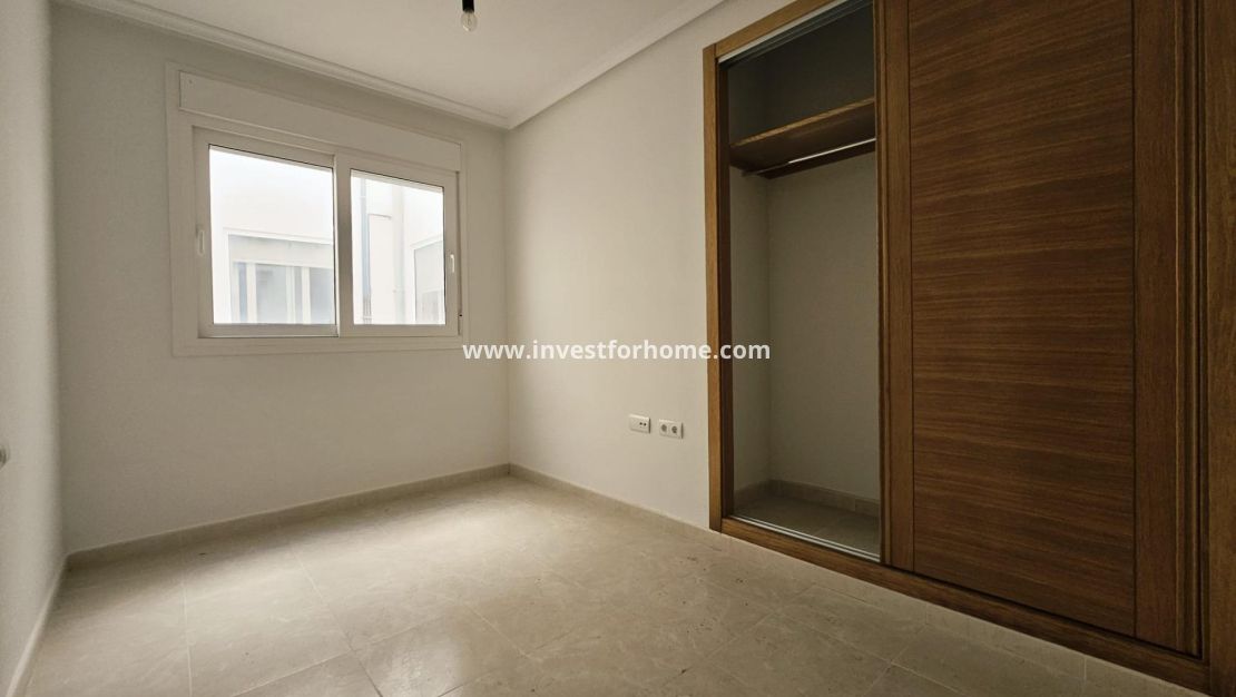 Verkoop - Appartement - Torrevieja - Centro