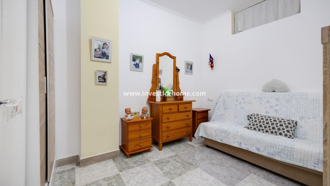 Verkoop - Appartement - Torrevieja - Centro