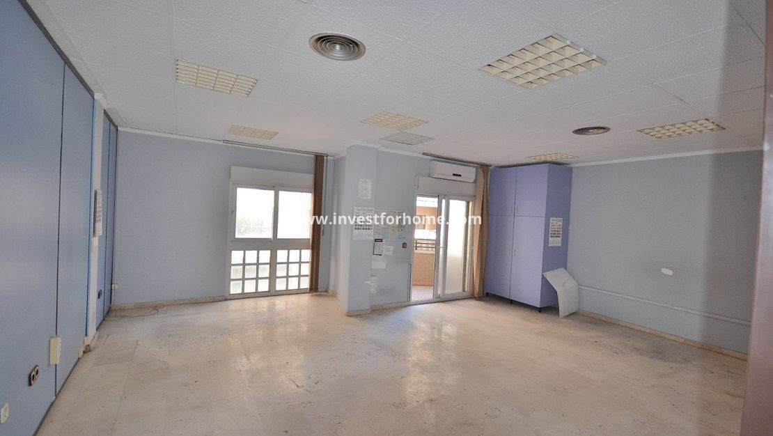 Verkoop - Appartement - Torrevieja - Centro