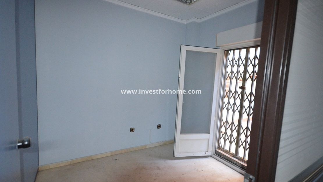 Verkoop - Appartement - Torrevieja - Centro