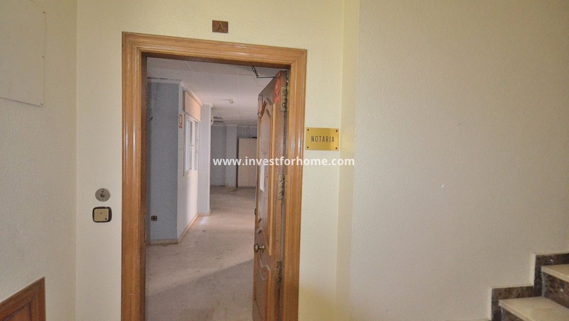 Verkoop - Appartement - Torrevieja - Centro