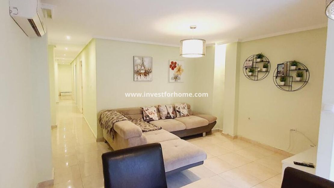 Verkoop - Appartement - Torrevieja - Centro