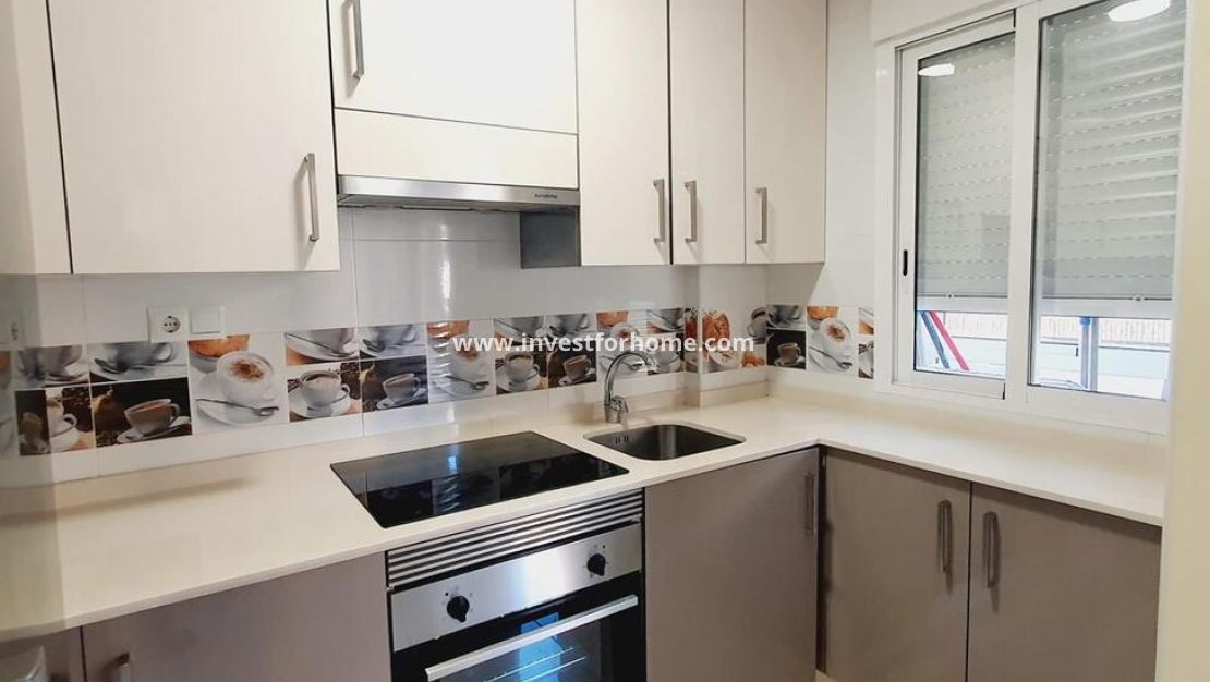 Verkoop - Appartement - Torrevieja - Centro