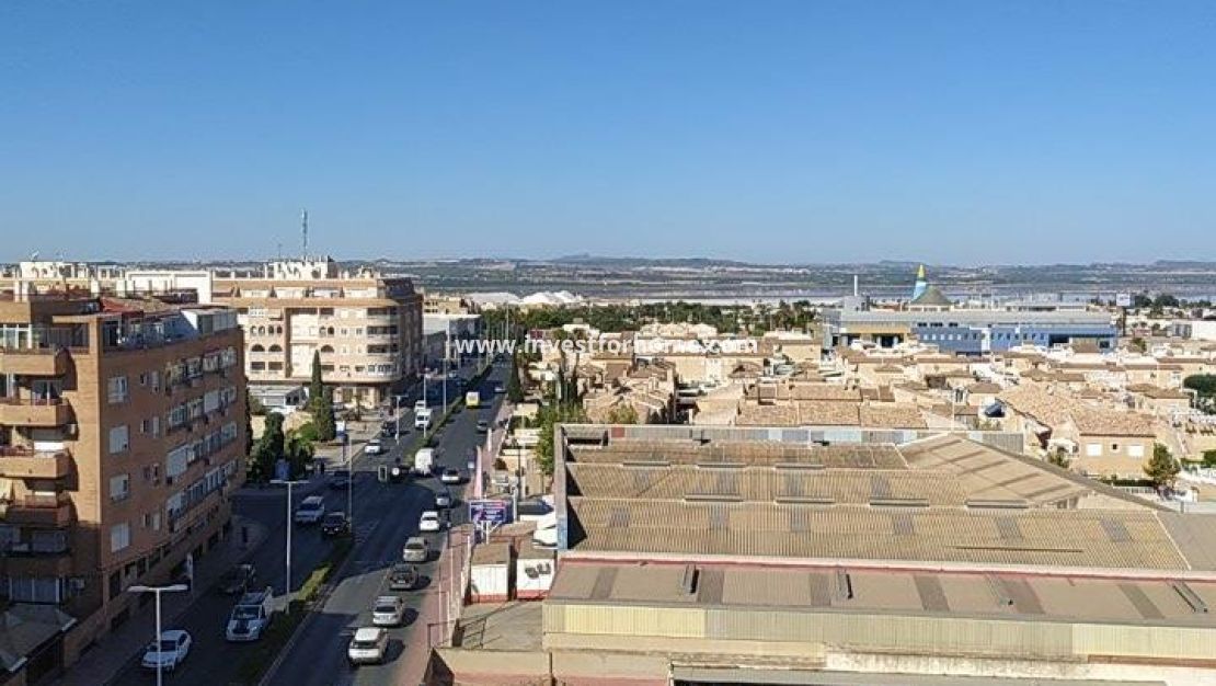 Verkoop - Appartement - Torrevieja - Centro