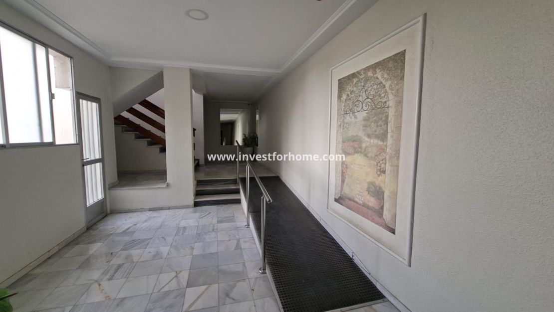Verkoop - Appartement - Torrevieja - Centro