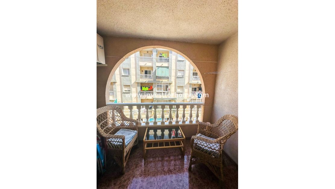 Verkoop - Appartement - Torrevieja - Centro