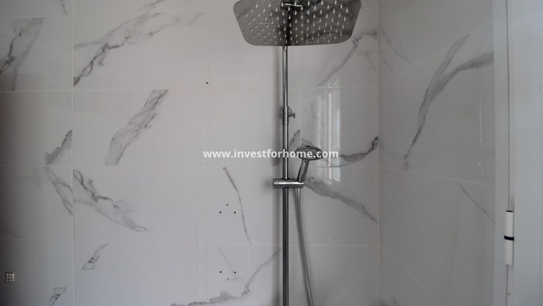 Verkoop - Appartement - Torrevieja - Centro