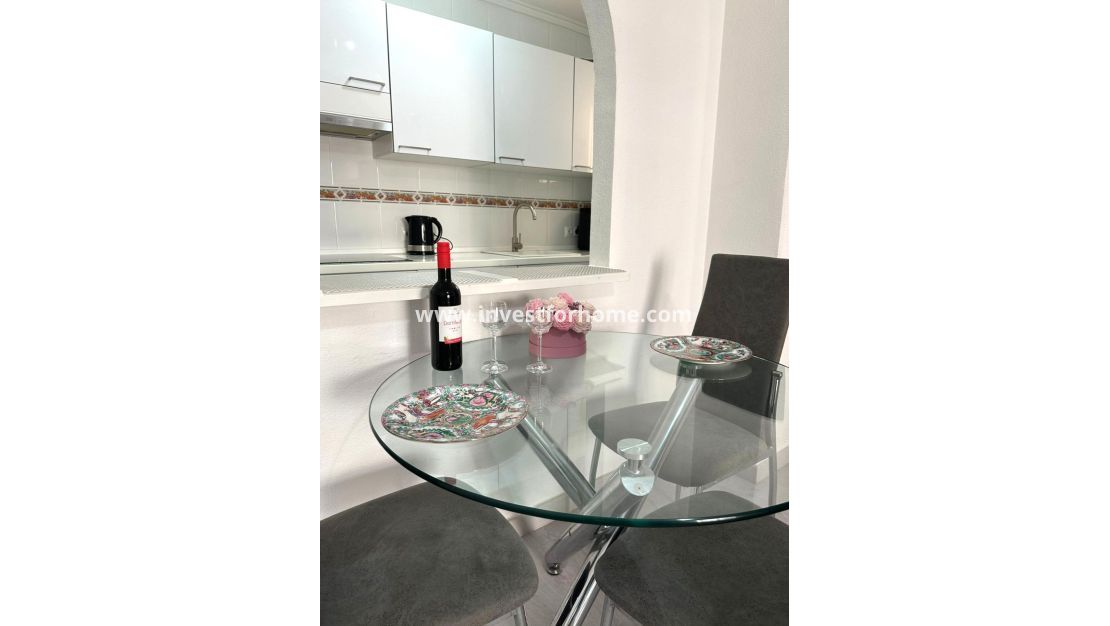 Verkoop - Appartement - Torrevieja - Centro