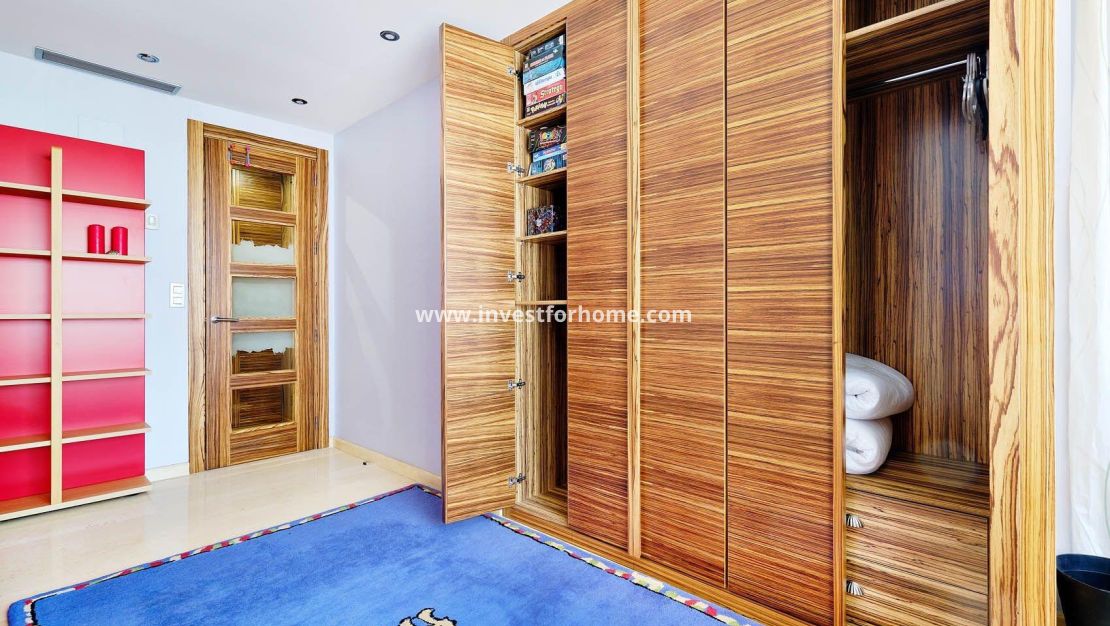 Verkoop - Appartement - Torrevieja - Centro