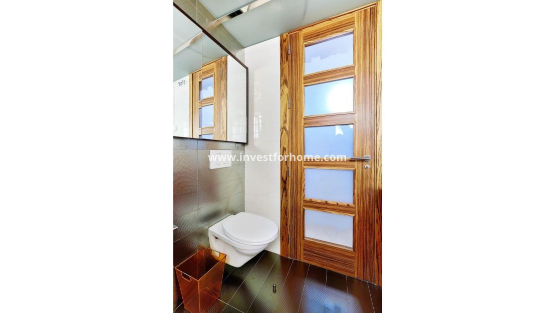 Verkoop - Appartement - Torrevieja - Centro