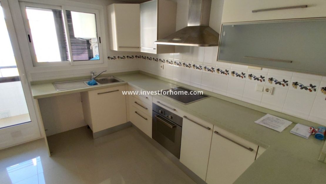 Verkoop - Appartement - Torrevieja - Centro