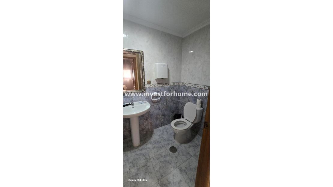 Verkoop - Appartement - Torrevieja - Centro