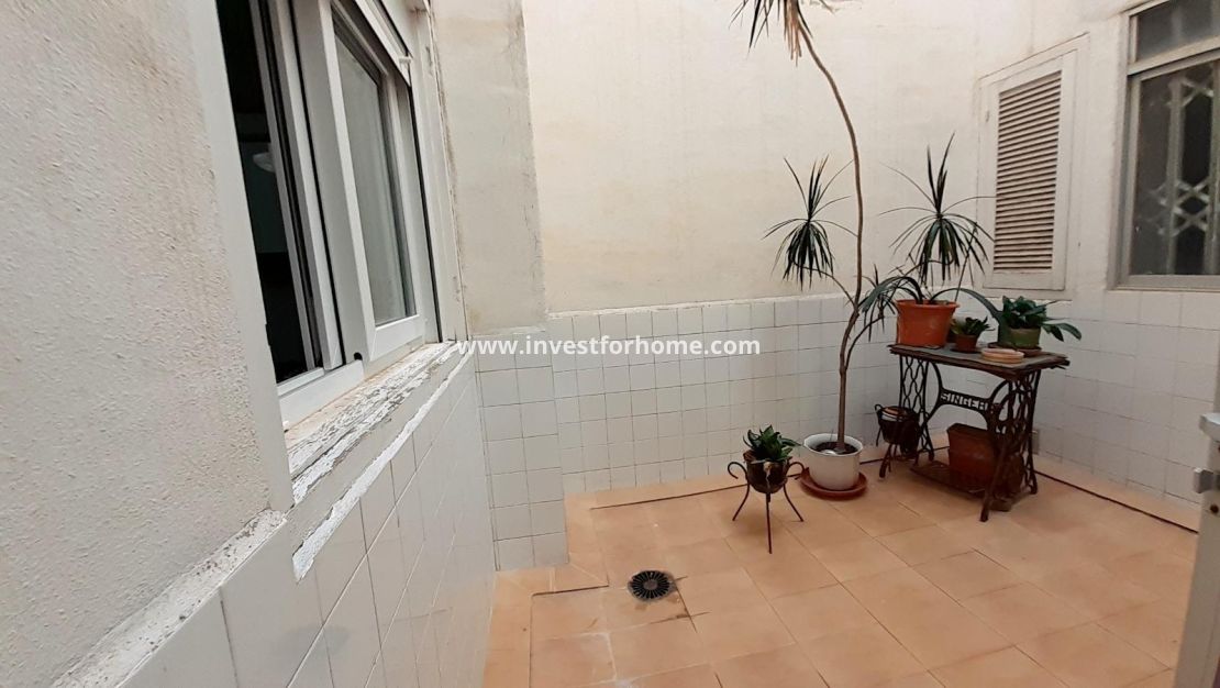 Verkoop - Appartement - Torrevieja - Centro