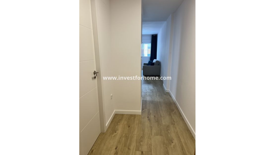 Verkoop - Appartement - Torrevieja - Centro