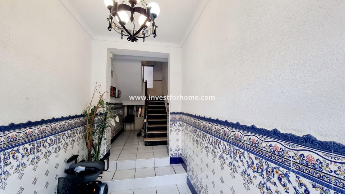 Verkoop - Appartement - Torrevieja - Centro