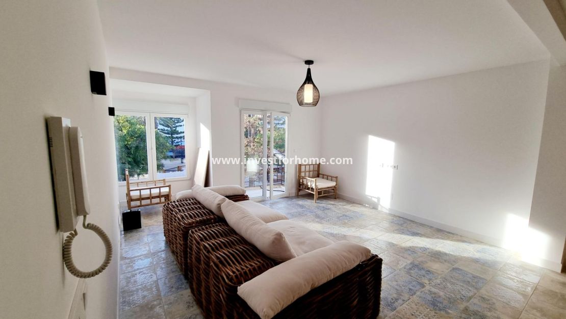 Verkoop - Appartement - Torrevieja - Centro