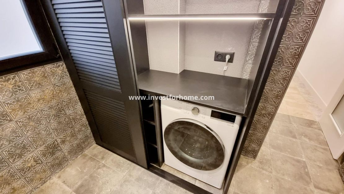 Verkoop - Appartement - Torrevieja - Centro