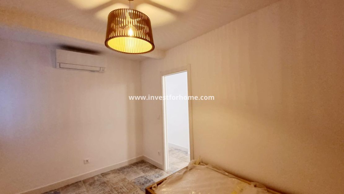 Verkoop - Appartement - Torrevieja - Centro