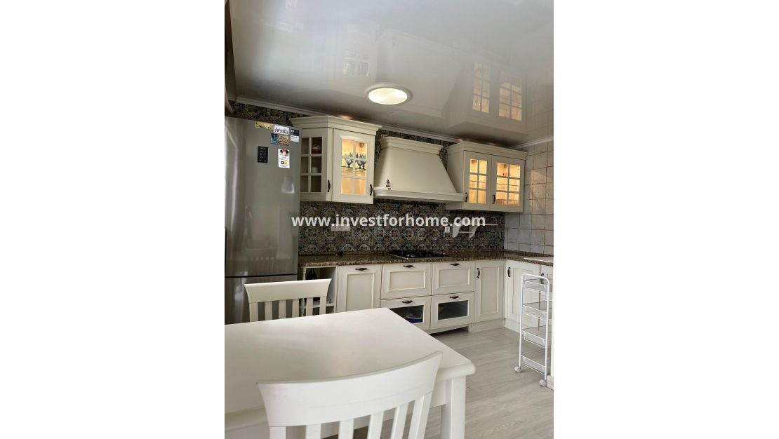 Verkoop - Appartement - Torrevieja - Centro