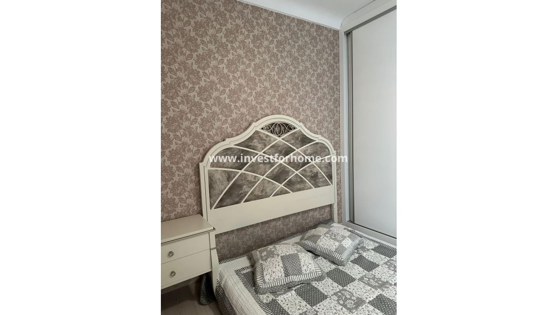 Verkoop - Appartement - Torrevieja - Centro