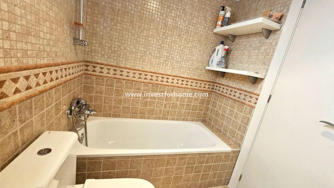 Verkoop - Appartement - Torrevieja - Centro