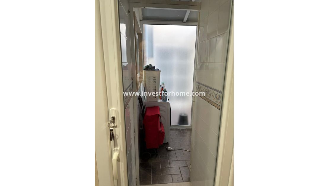 Verkoop - Appartement - Torrevieja - Centro