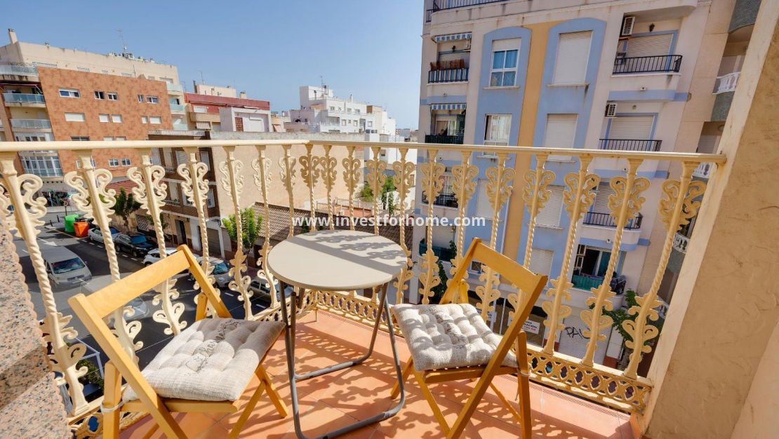 Verkoop - Appartement - Torrevieja - Centro
