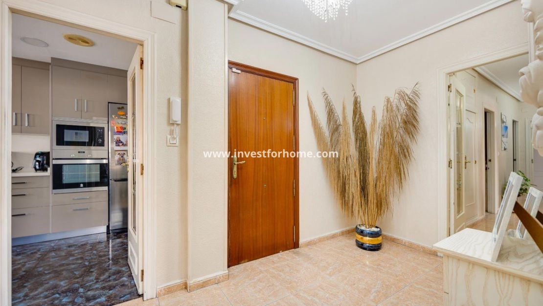 Verkoop - Appartement - Torrevieja - Centro