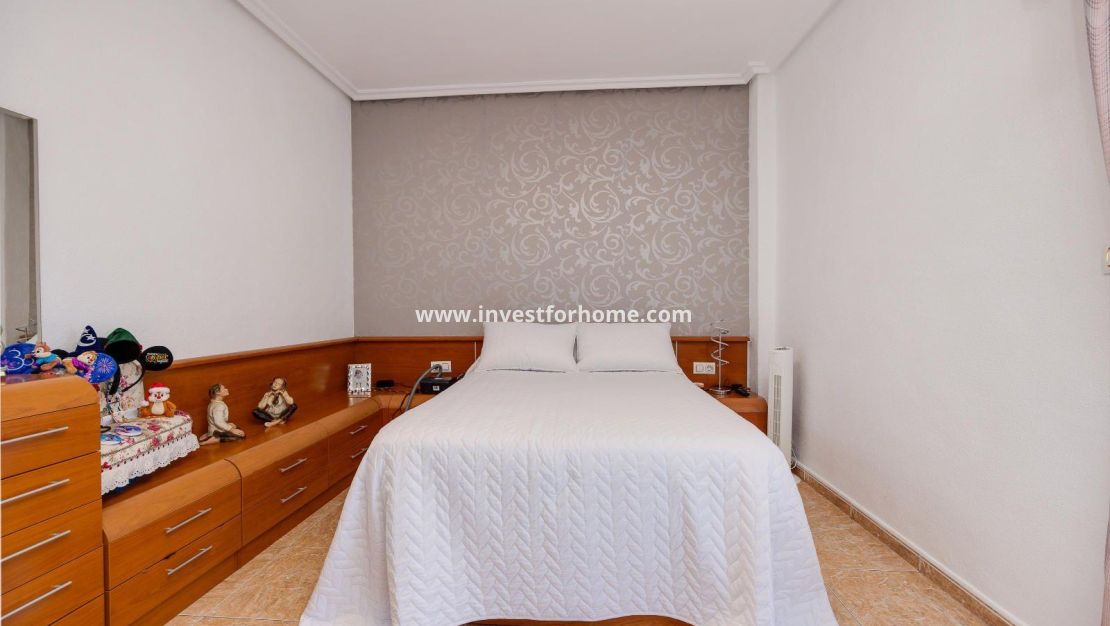 Verkoop - Appartement - Torrevieja - Centro