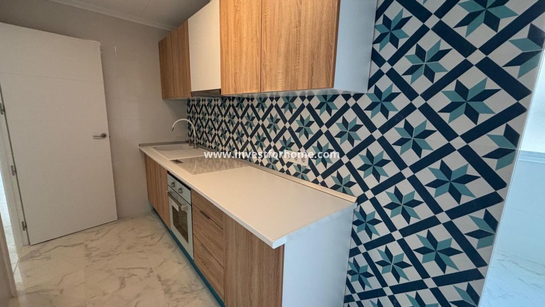 Verkoop - Appartement - Torrevieja - Centro