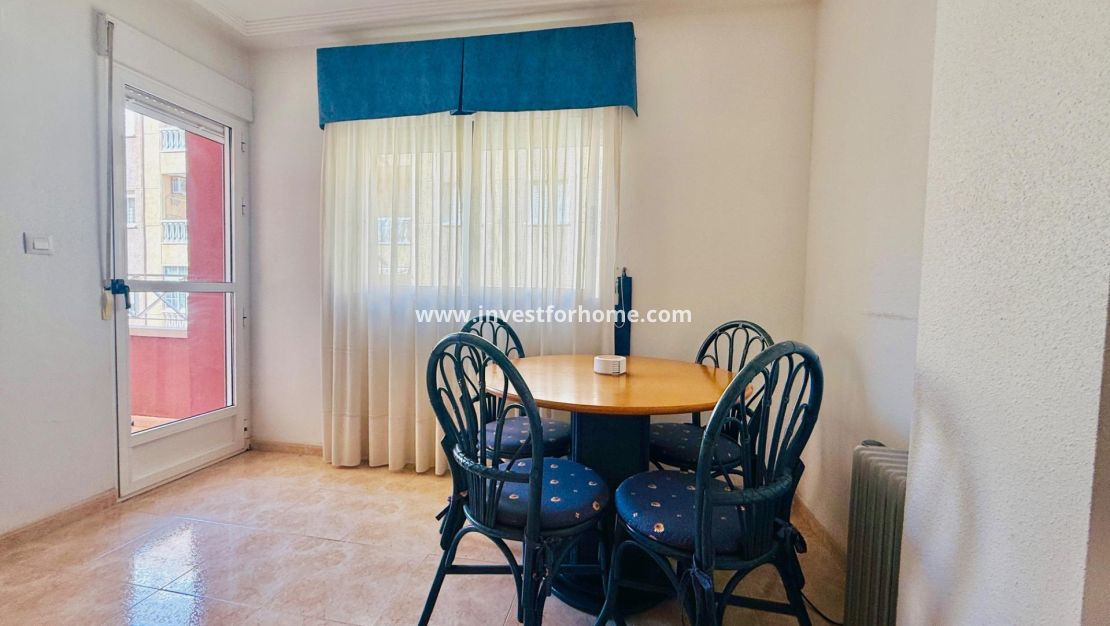 Verkoop - Appartement - Torrevieja - Centro