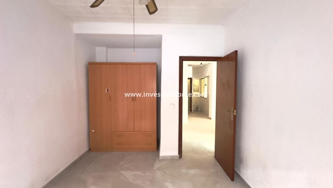 Verkoop - Appartement - Torrevieja - Centro