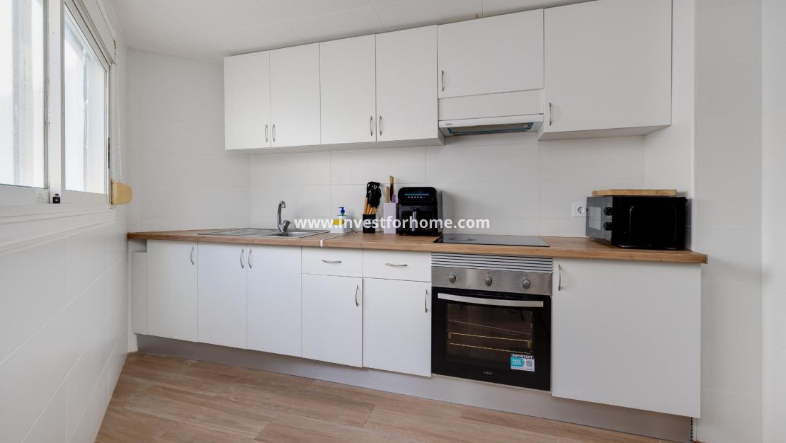 Verkoop - Appartement - Torrevieja - Centro