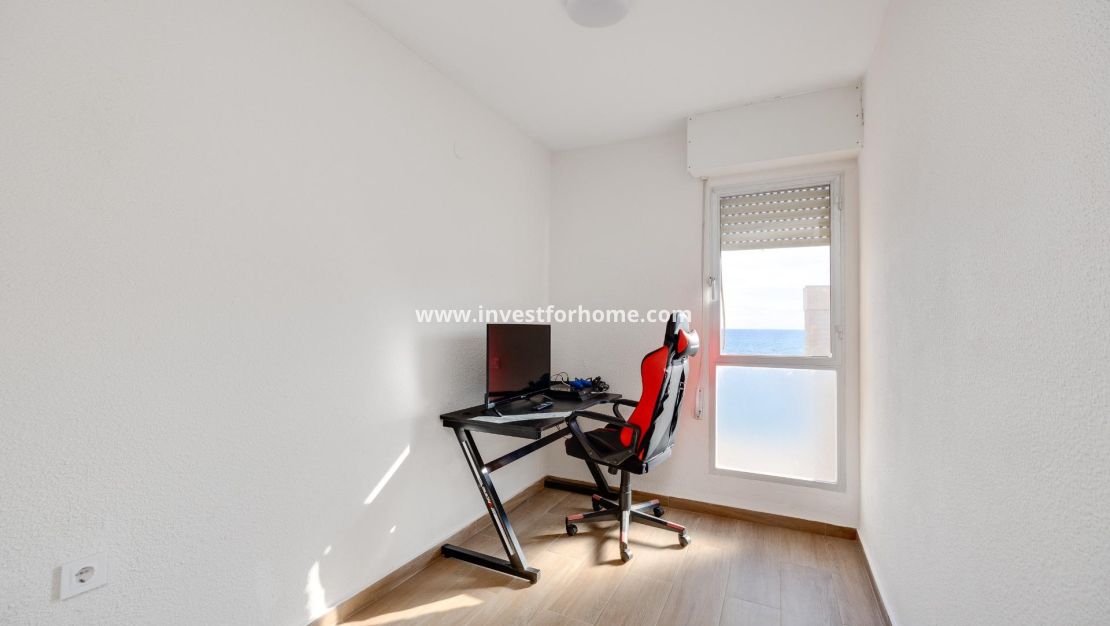 Verkoop - Appartement - Torrevieja - Centro