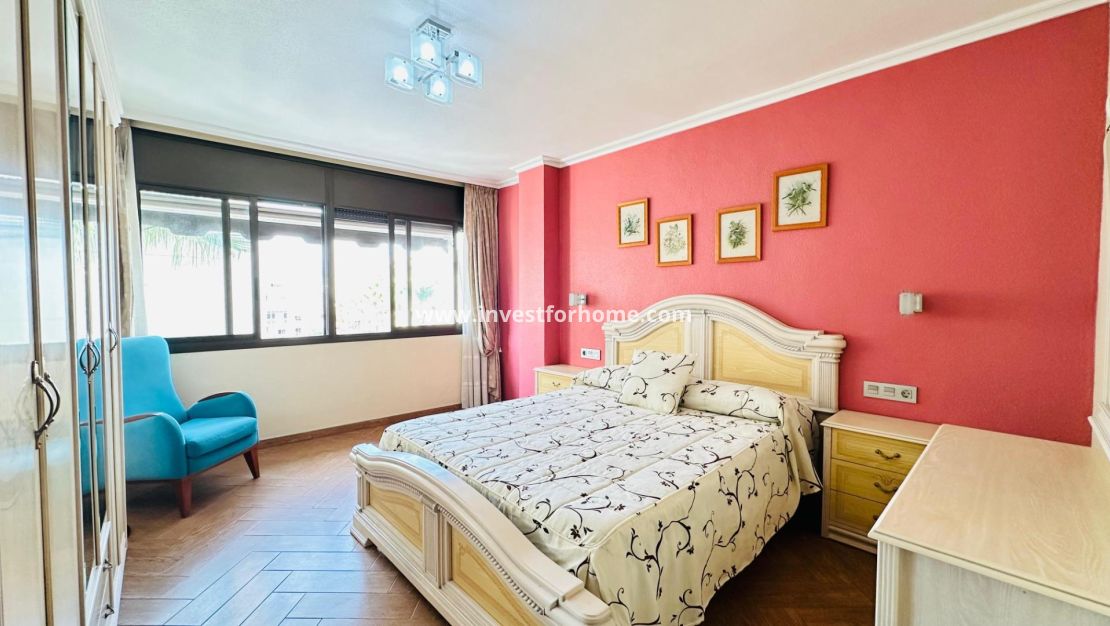 Verkoop - Appartement - Torrevieja - Centro