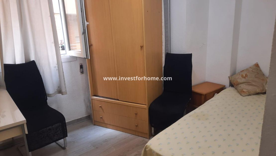 Verkoop - Appartement - Torrevieja - Centro