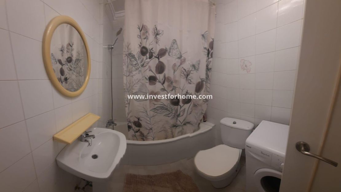 Verkoop - Appartement - Torrevieja - Centro