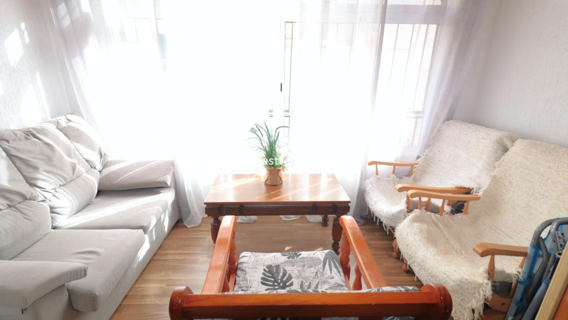 Verkoop - Appartement - Torrevieja - Centro