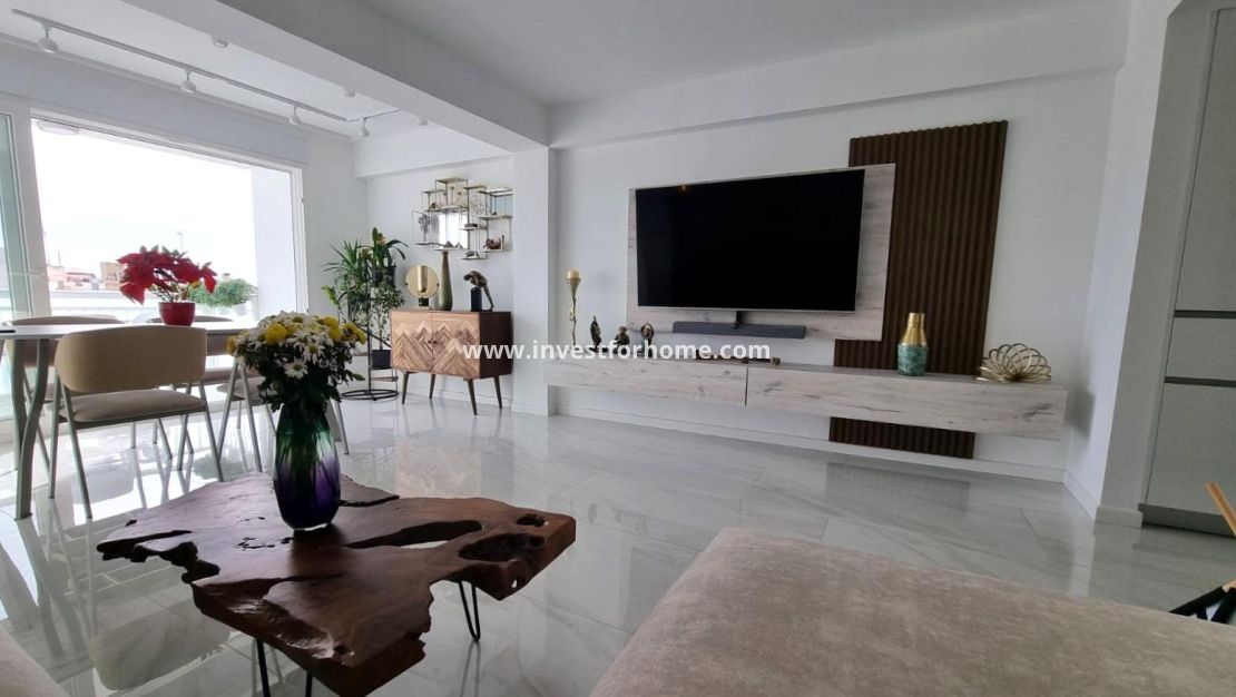 Verkoop - Appartement - Torrevieja - Centro