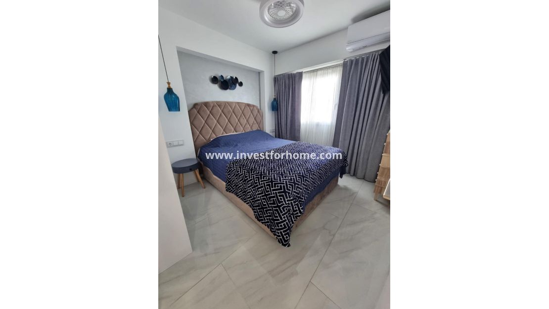 Verkoop - Appartement - Torrevieja - Centro