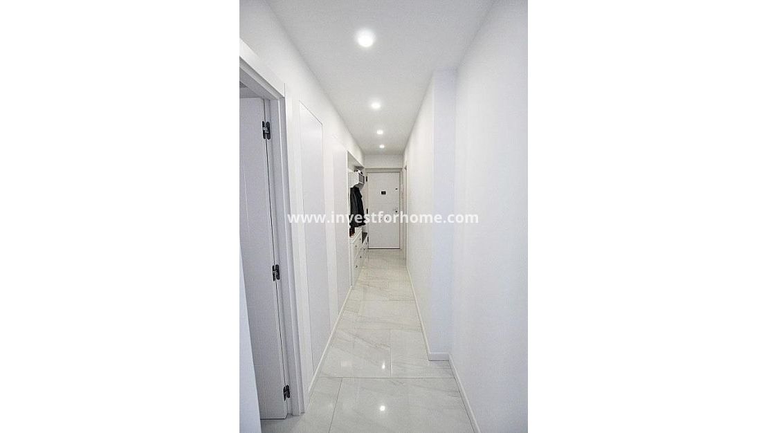 Verkoop - Appartement - Torrevieja - Centro