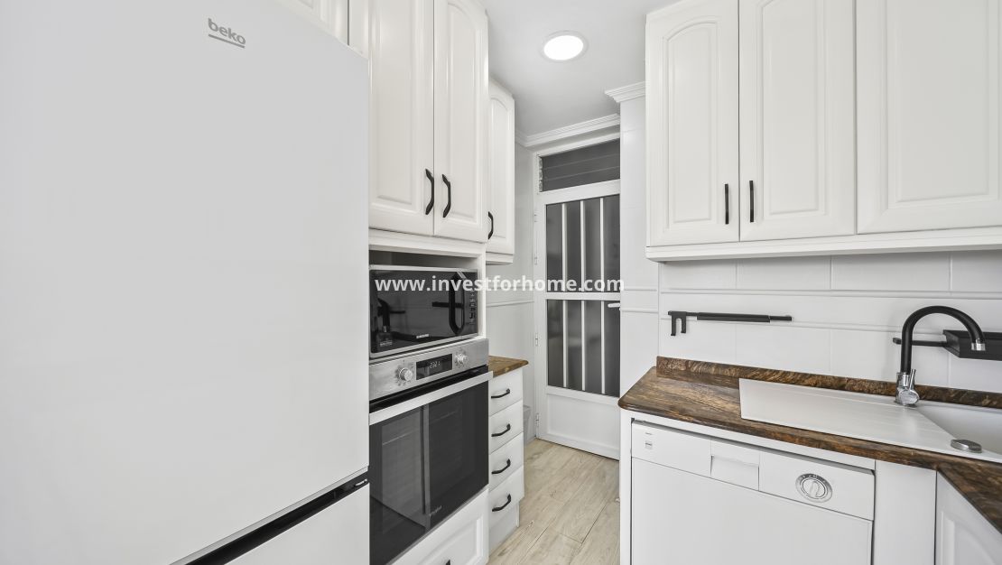 Verkoop - Appartement - Torrevieja - Centro