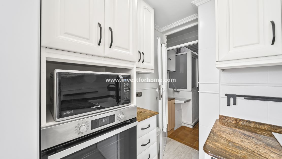 Verkoop - Appartement - Torrevieja - Centro