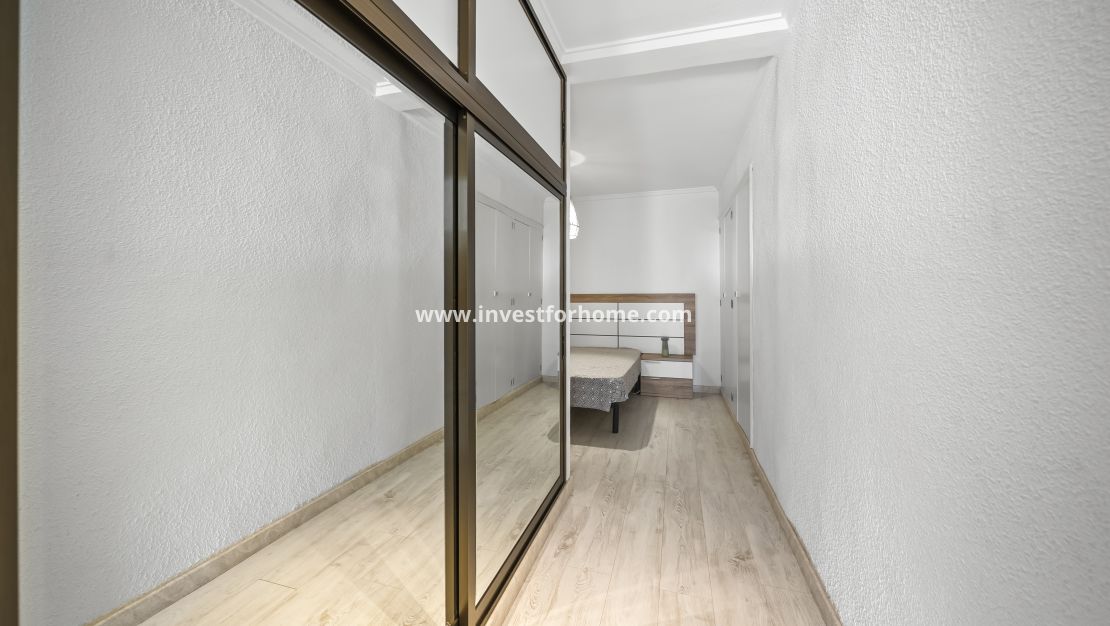 Verkoop - Appartement - Torrevieja - Centro