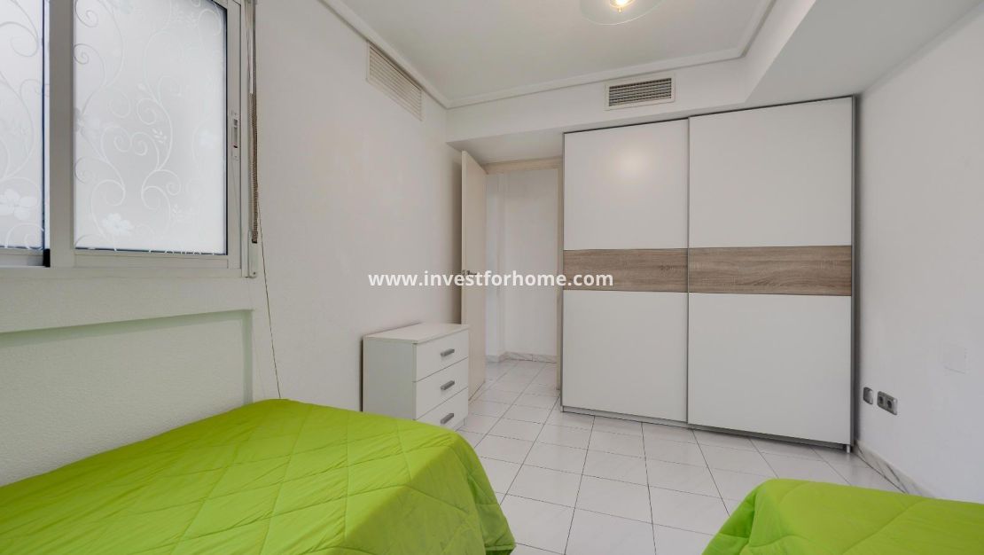 Verkoop - Appartement - Torrevieja - Centro